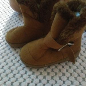 Slipper boots